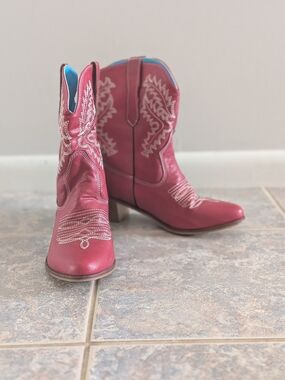Women's Red Western Cowboy Boots Size 41 / 10.5-11(USA)